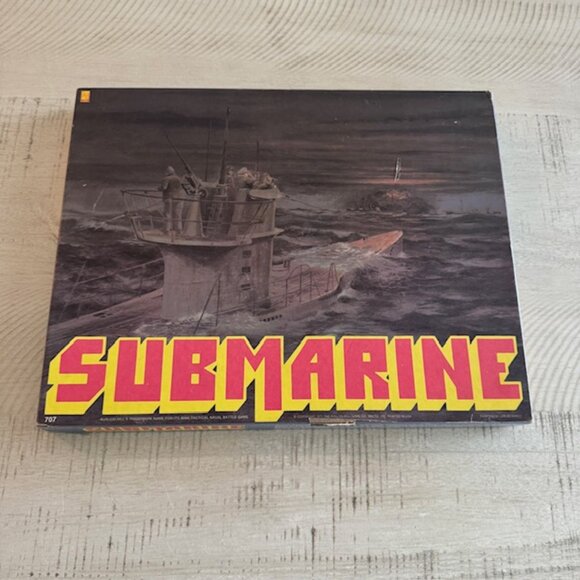 Rare 1977 Avalon Hill Submarine- A WWII Tactical Naval Battle  Unpunched! - Picture 1 of 11